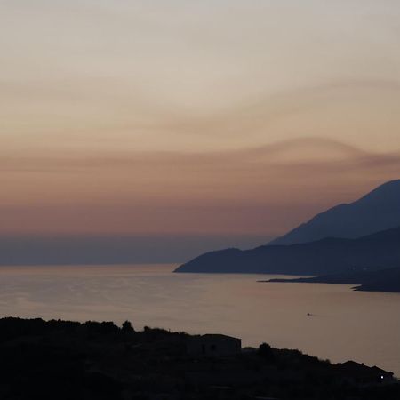 Sunset Serenity Himarë Exterior foto